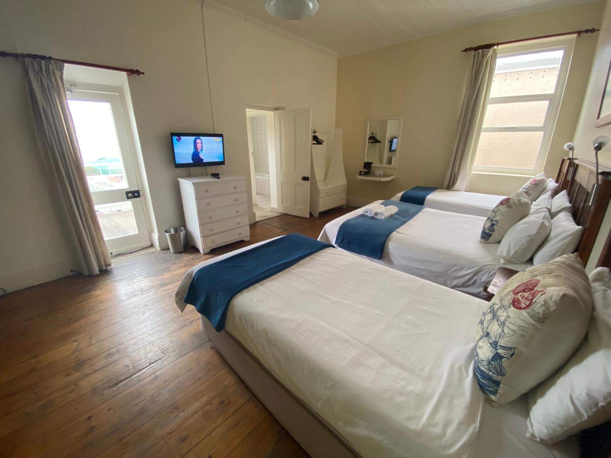 Green Door Guesthouse Μόσελ Μπέι Δωμάτιο φωτογραφία