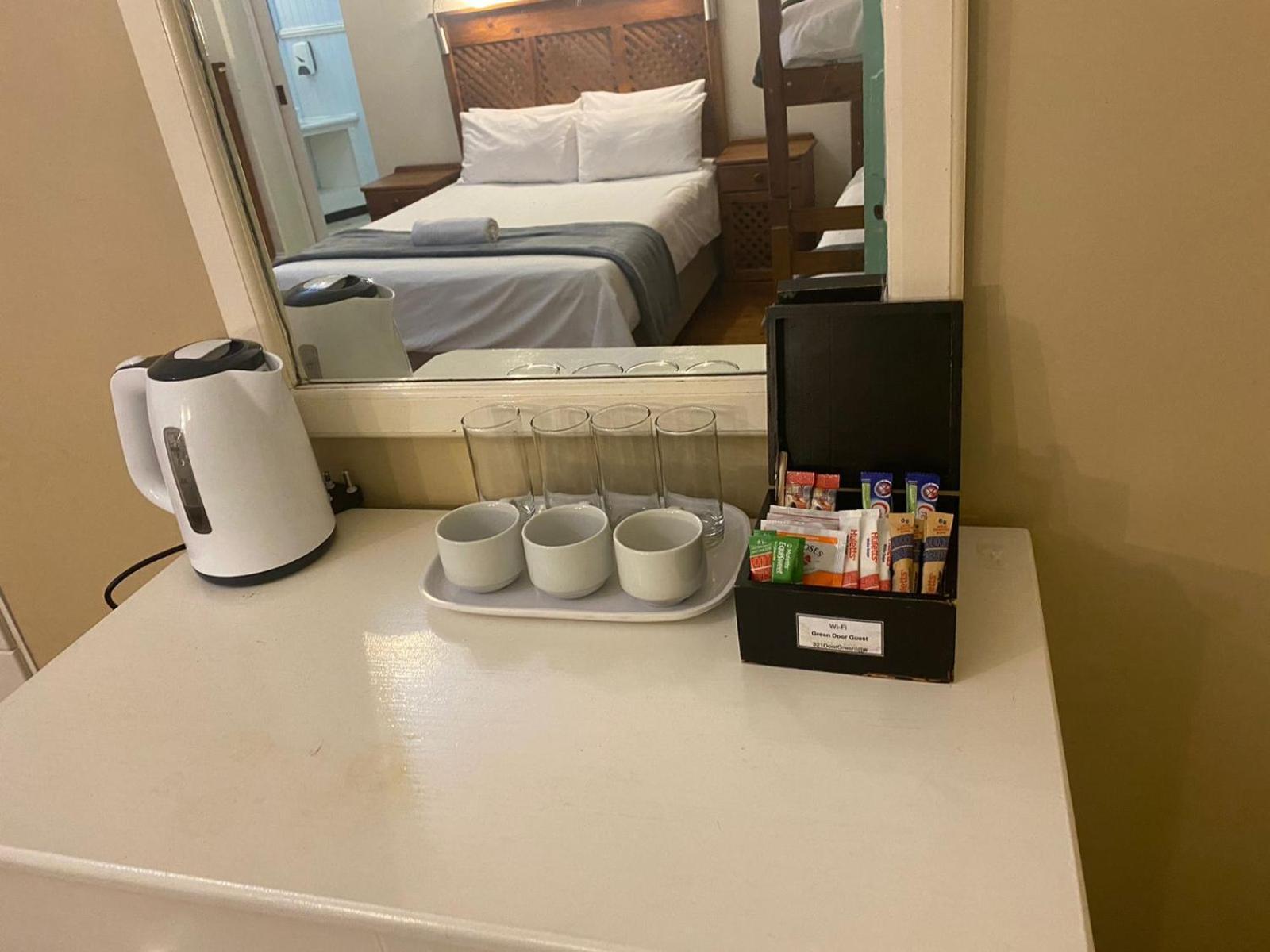 Green Door Guesthouse Μόσελ Μπέι Δωμάτιο φωτογραφία