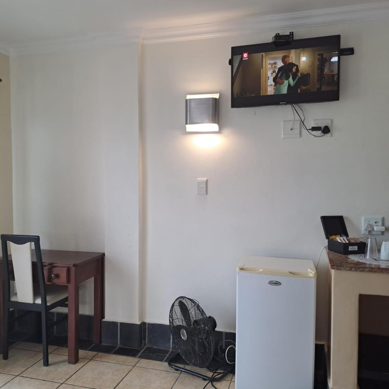 Green Door Guesthouse Μόσελ Μπέι Δωμάτιο φωτογραφία